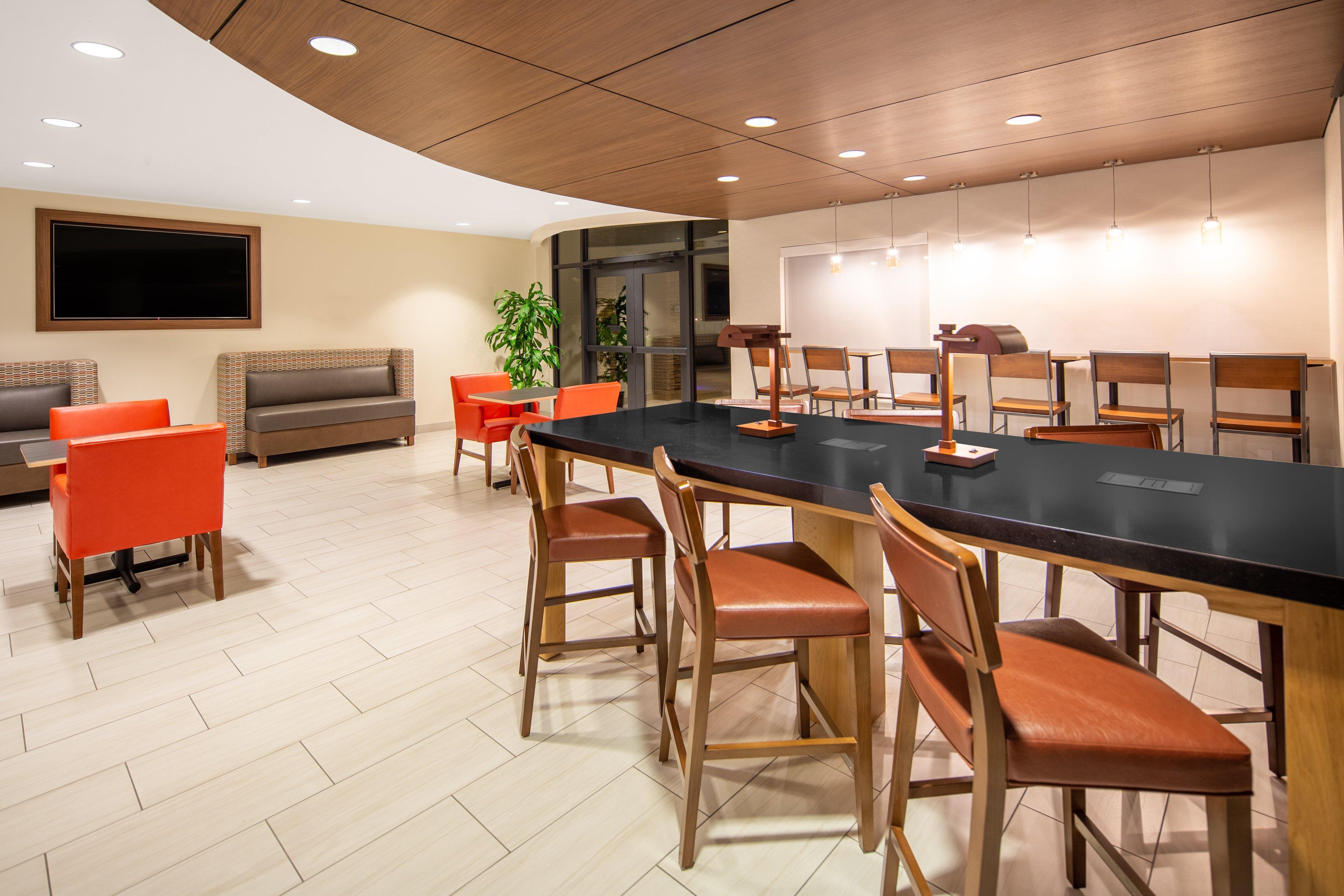 Holiday Inn Express Surprise By Ihg Exterior photo