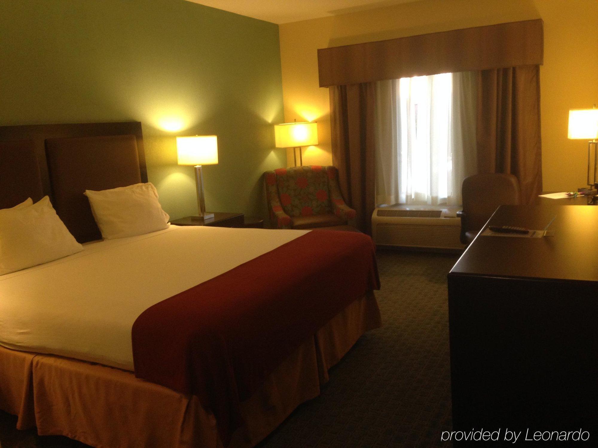 Holiday Inn Express Surprise By Ihg Exterior photo