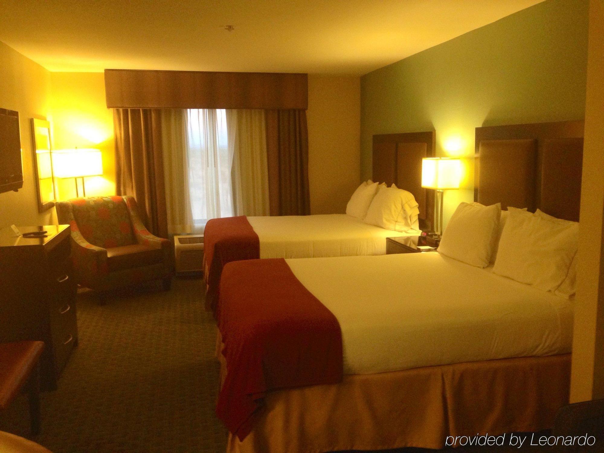 Holiday Inn Express Surprise By Ihg Exterior photo