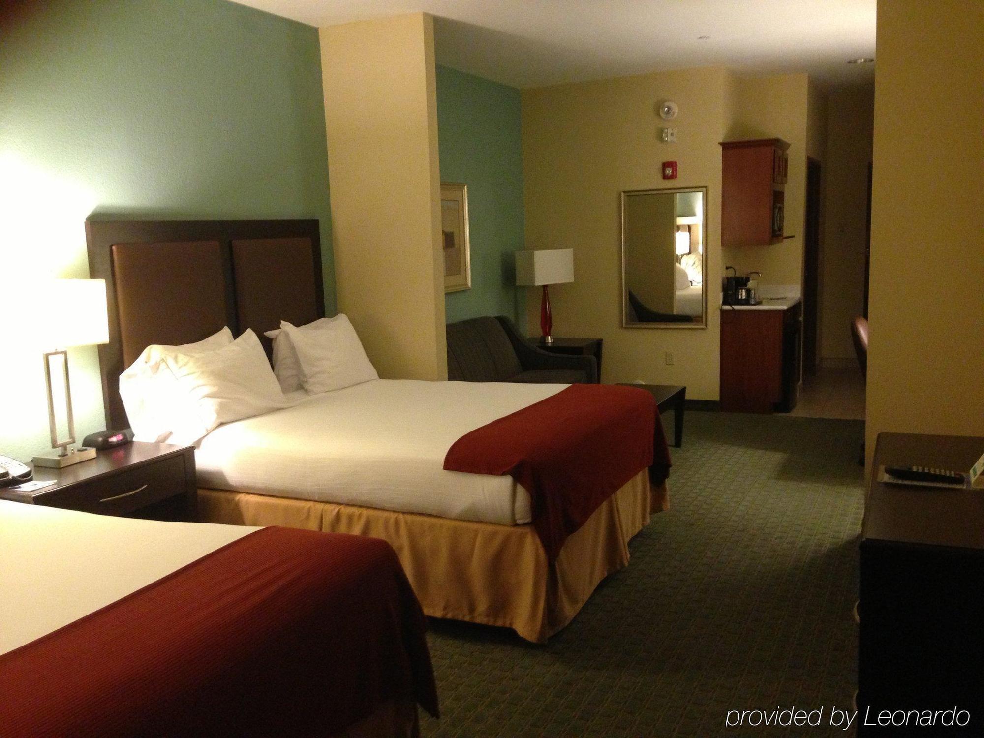 Holiday Inn Express Surprise By Ihg Exterior photo