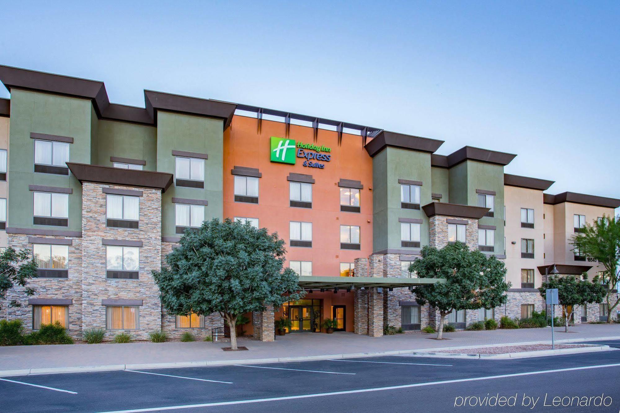Holiday Inn Express Surprise By Ihg Exterior photo