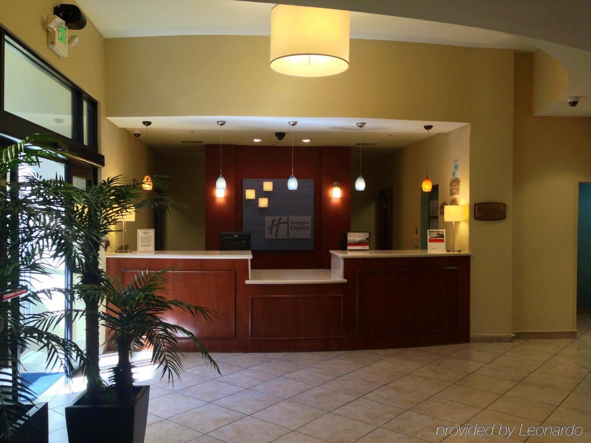 Holiday Inn Express Surprise By Ihg Exterior photo